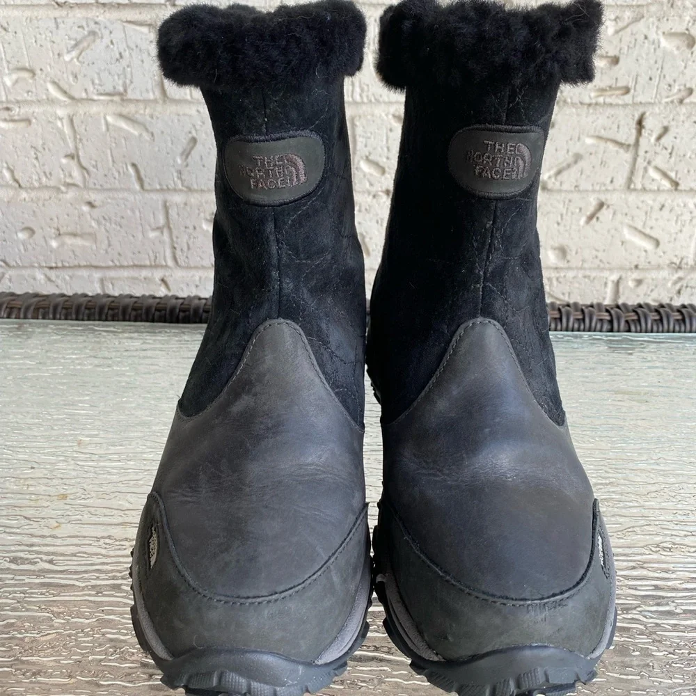 The North Face Primaloft Waterproof Leather Quilted Winter Boots size 8
